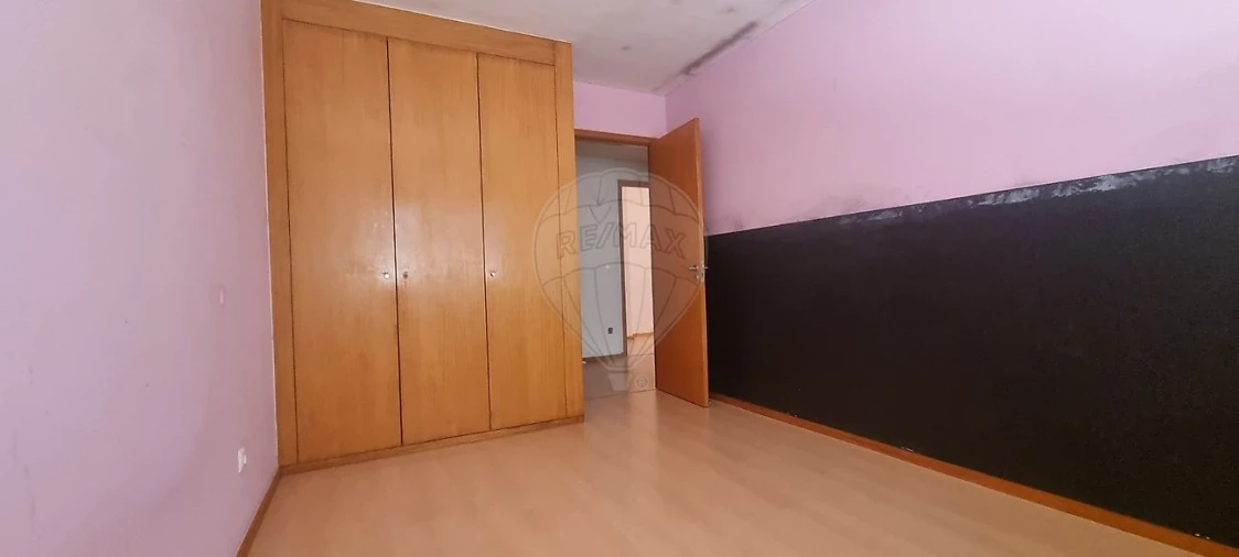 Apartamento T3 para Venda em Moreira Foto 3