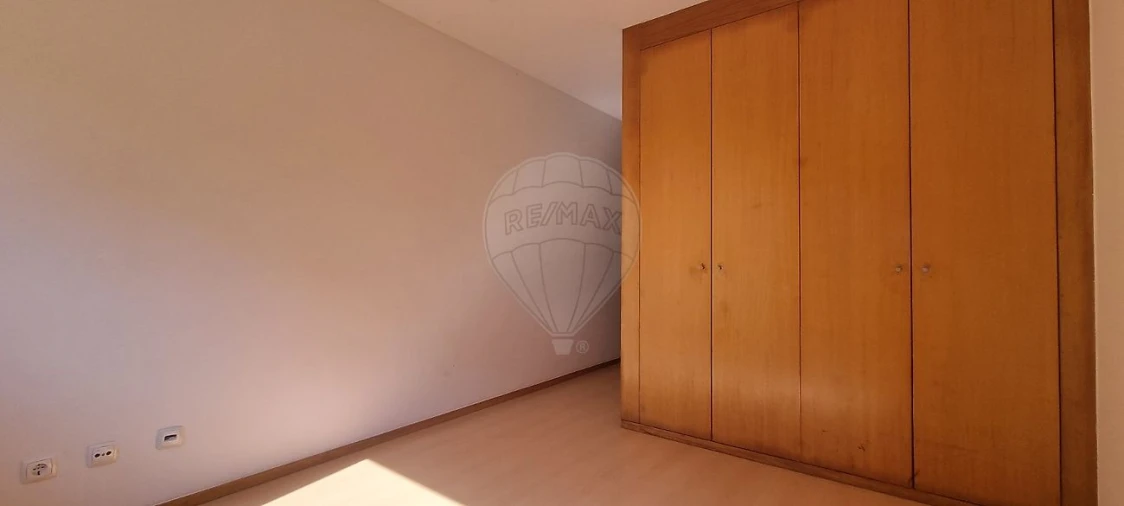 Apartamento T3 para Venda em Moreira Foto 8