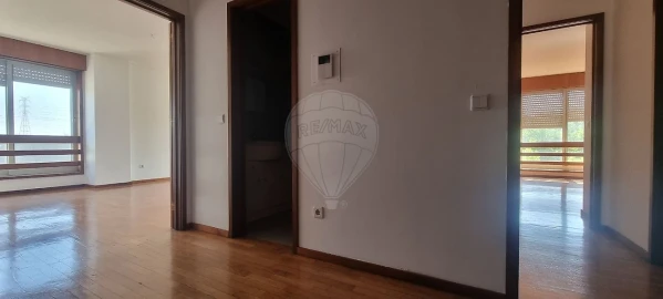 Apartamento T2 para Venda em Cidade da Maia