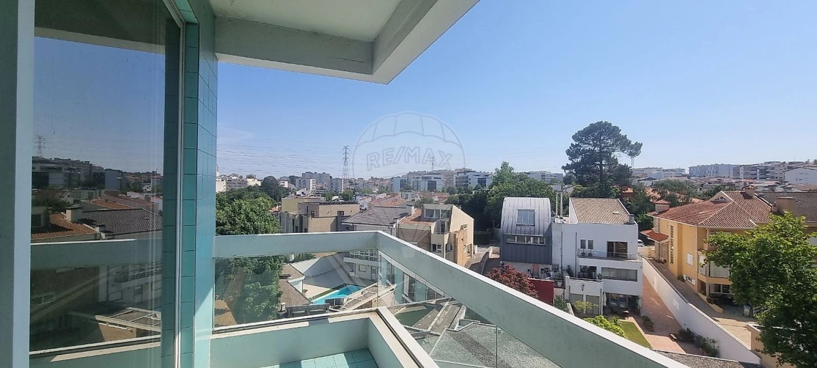 Apartamento T2 para Venda em Cidade da Maia Foto 16