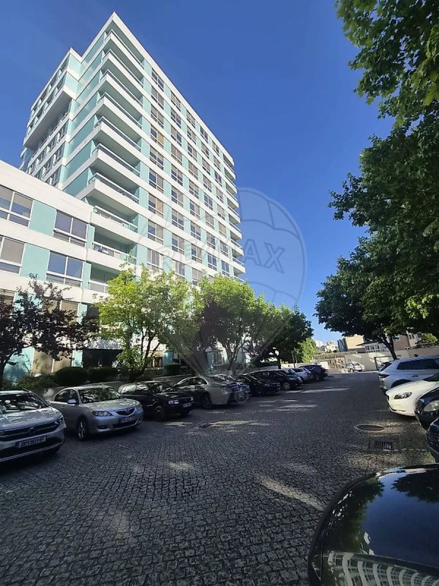 Apartamento T2 para Venda em Cidade da Maia Foto 12