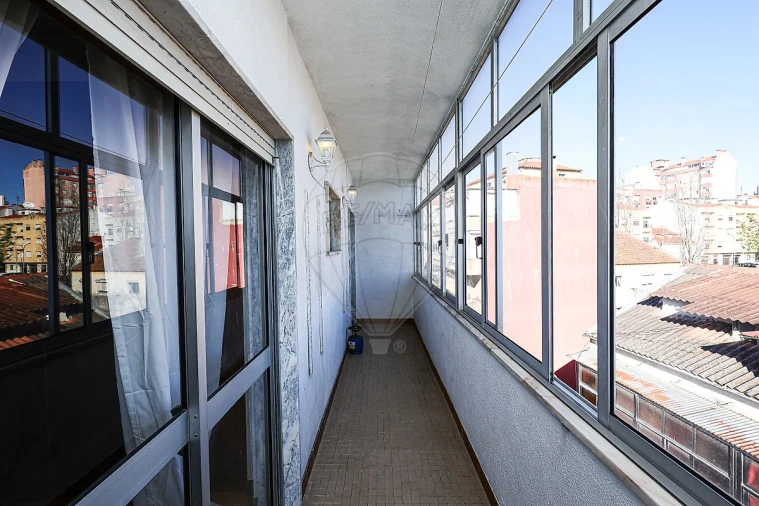 Apartamento T3 para Venda em Encosta do Sol Foto 9