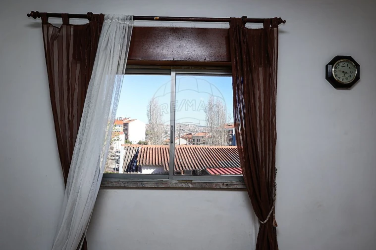 Apartamento T3 para Venda em Encosta do Sol Foto 18