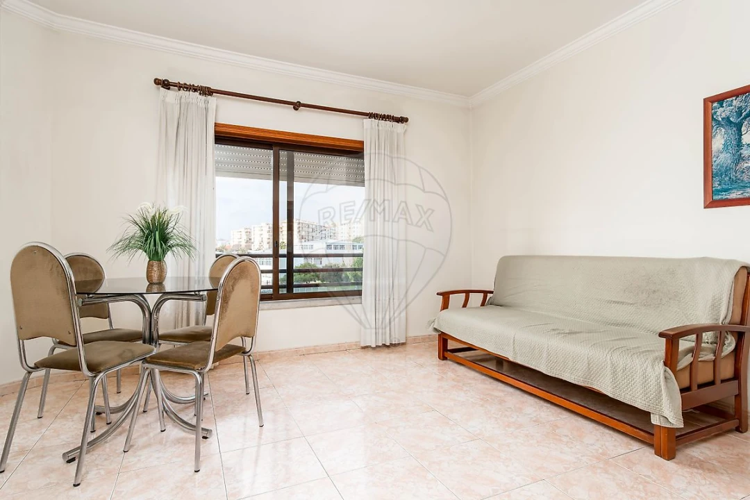 Apartamento T2 para Venda em Laranjeiro e Feijó Foto 10