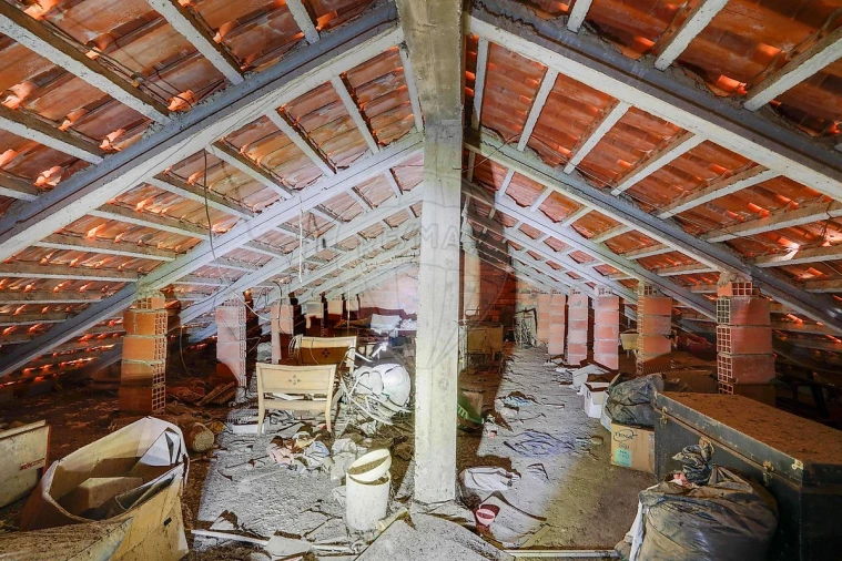 Moradia T4 para Venda em Alcoentre Foto 14