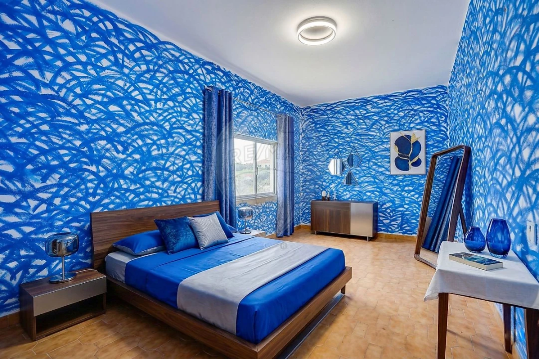 Moradia T4 para Venda em Alcoentre Foto 38