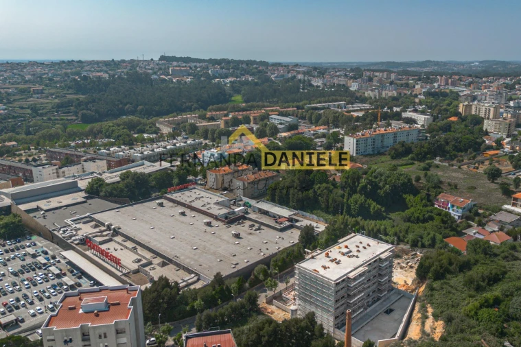 Apartamento T1 para Venda em São João da Madeira Foto 18