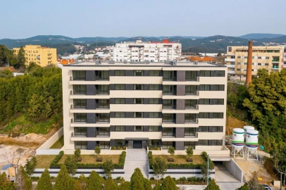 Apartamento T2 para Venda em Santa Maria da Feira, Travanca, Sanfins e Espargo