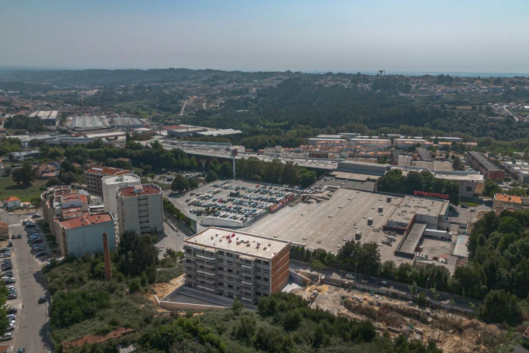 Apartamento T2 para Venda em São João da Madeira Foto 23