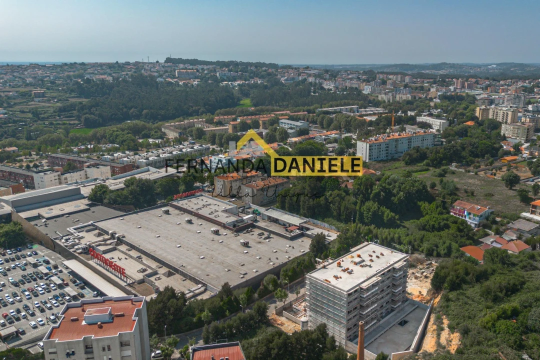 Apartamento T1 para Venda em São João da Madeira Foto 18