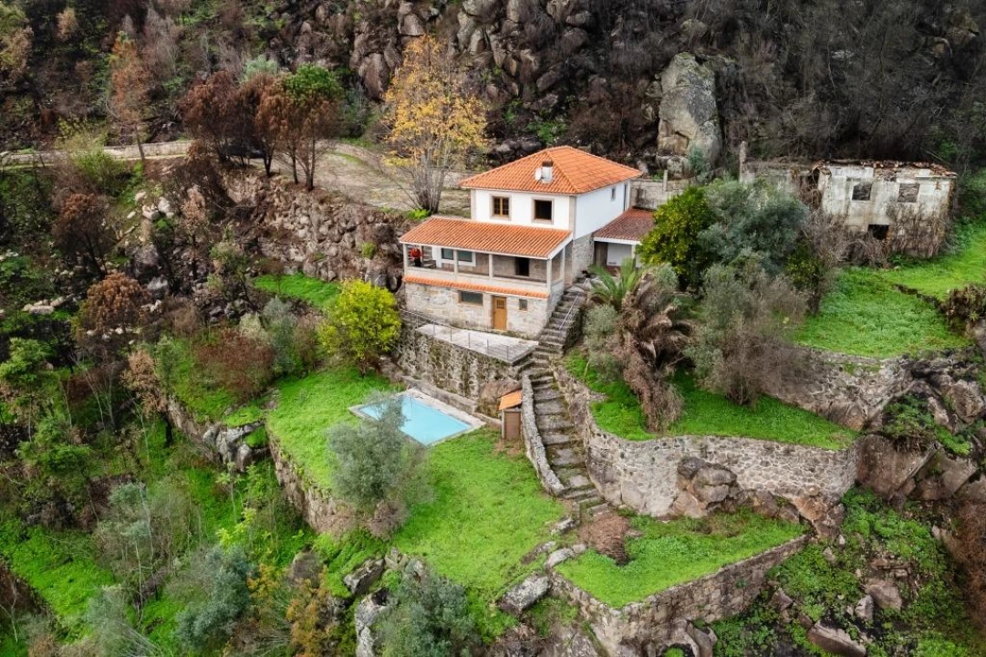 Moradia T2 para Venda em Ancede e Ribadouro Foto 2