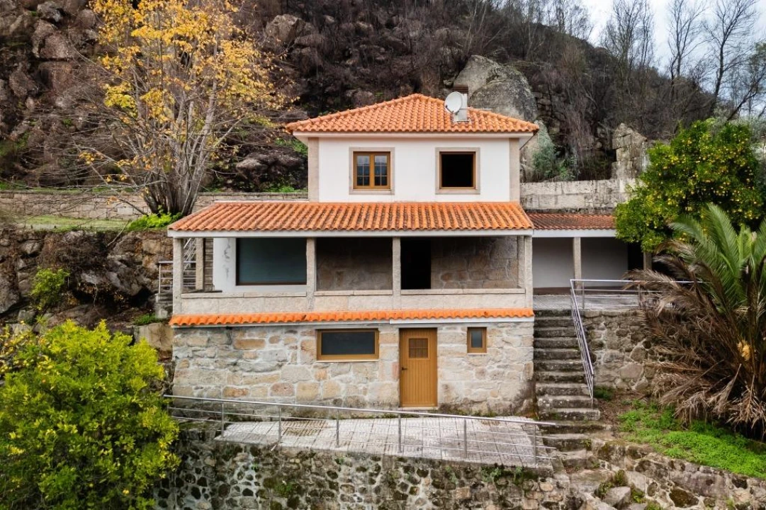 Moradia T2 para Venda em Ancede e Ribadouro Foto 3