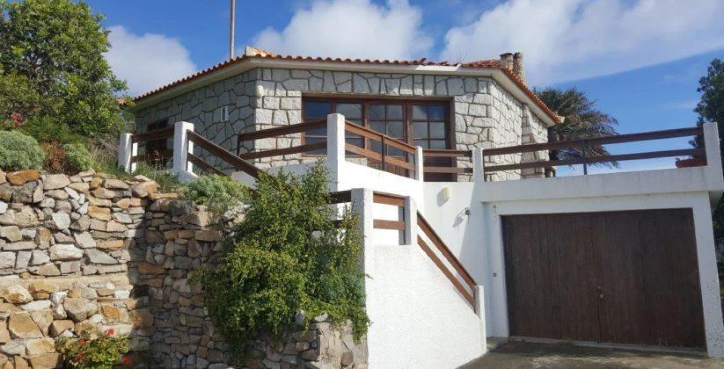 Moradia T2 para Venda em Porto Santo Foto 3