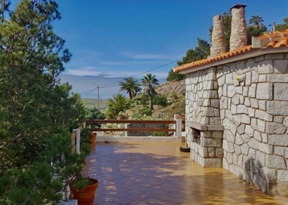 Moradia T2 para Venda em Porto Santo Foto 4