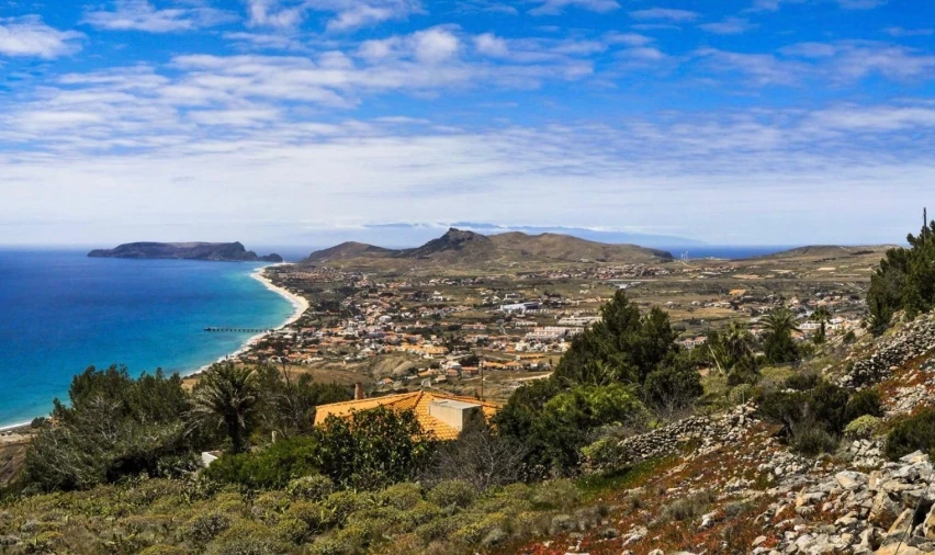 Moradia T2 para Venda em Porto Santo Foto 32