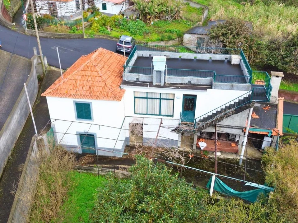 Moradia T2 para Venda em Faial Foto 2