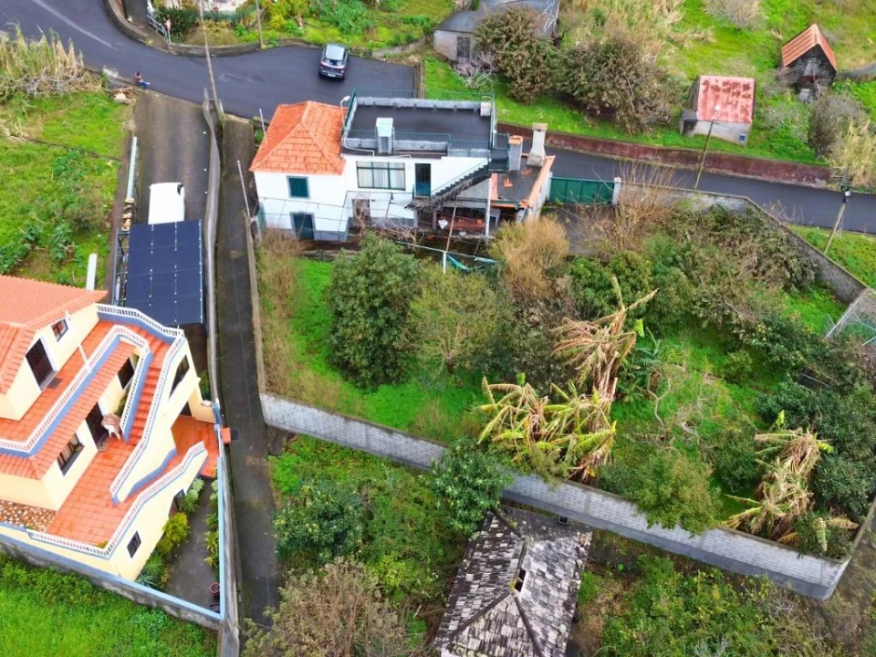 Moradia T2 para Venda em Faial Foto 3