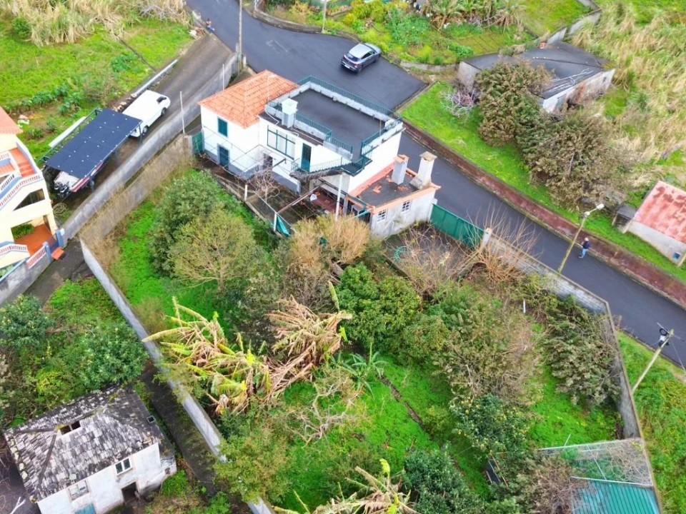 Moradia T2 para Venda em Faial Foto 8