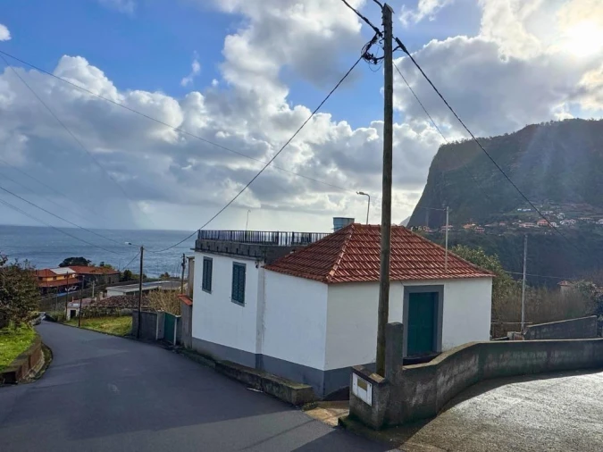 Moradia T2 para Venda em Faial Foto 4