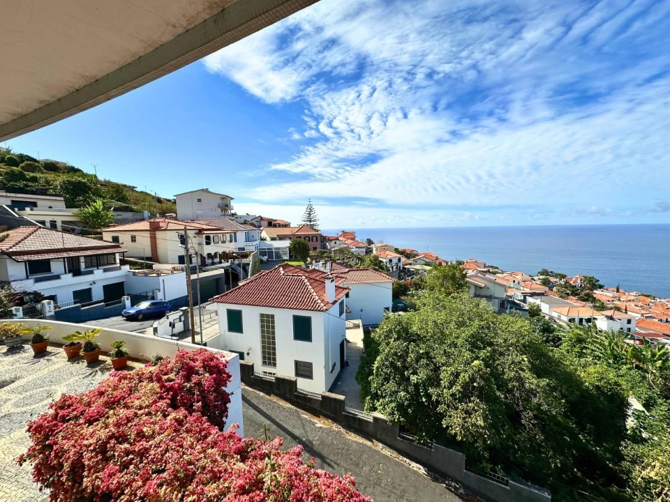 Moradia T4 para Venda em Funchal (Santa Maria Maior) Foto 30