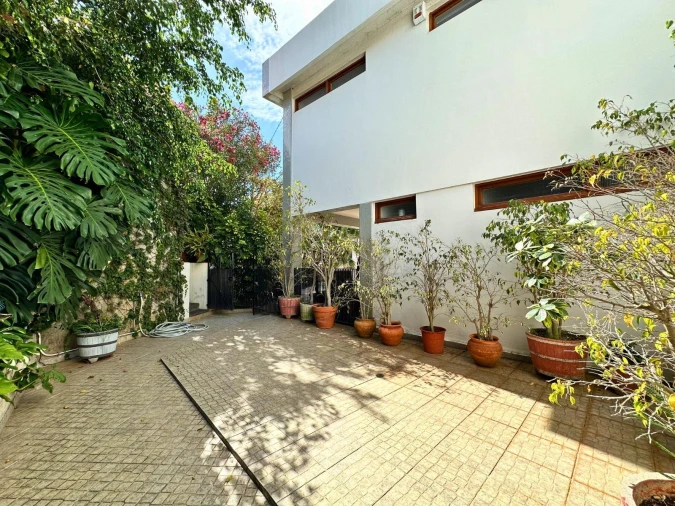 Moradia T4 para Venda em Funchal (Santa Maria Maior) Foto 27