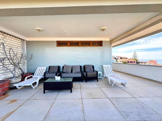 Moradia T4 para Venda em Funchal (Santa Maria Maior) Foto 32