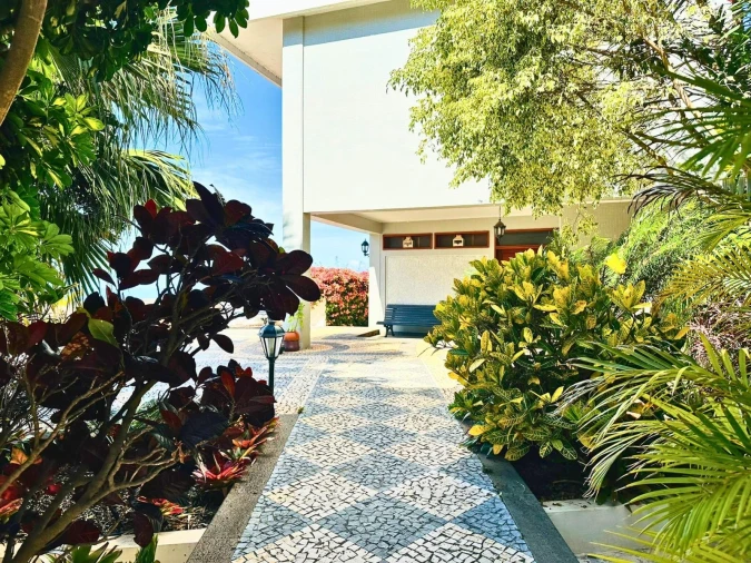 Moradia T4 para Venda em Funchal (Santa Maria Maior) Foto 38