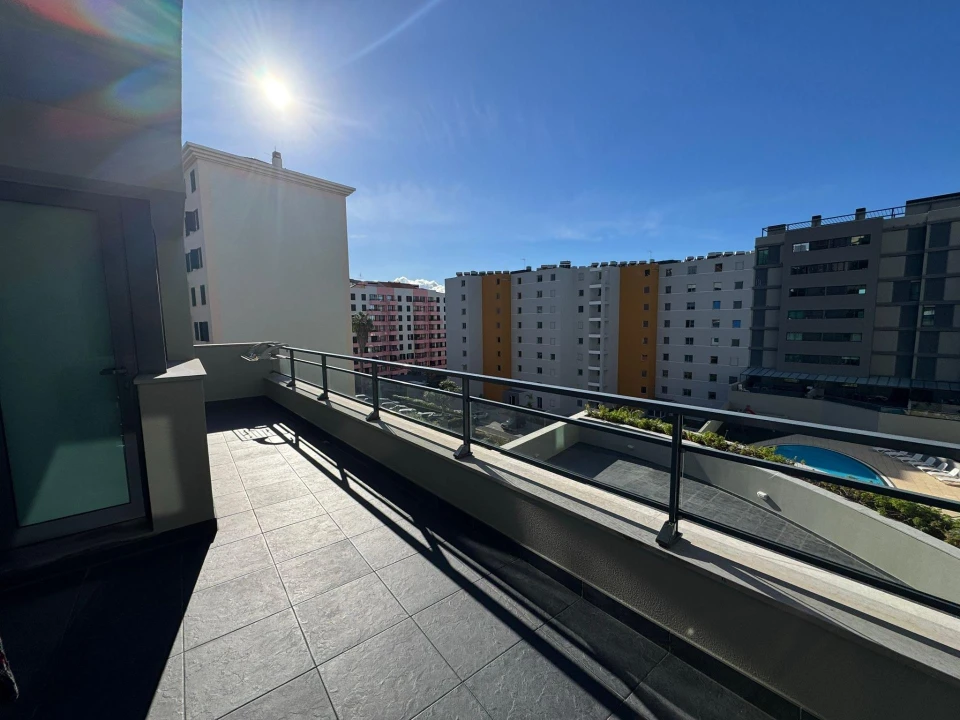 Apartamento T3 para Venda em São Martinho Foto 17