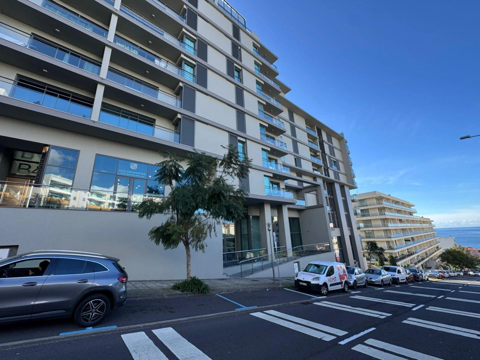 Apartamento T3 para Venda em São Martinho Foto 27