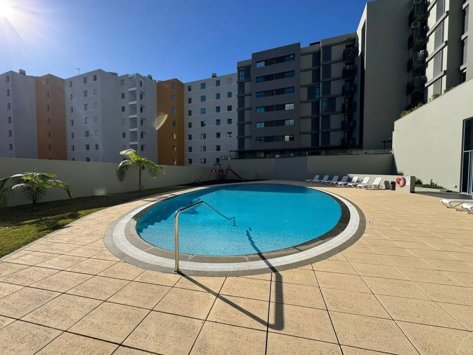 Apartamento T3 para Venda em São Martinho Foto 4