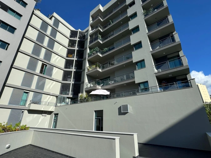 Apartamento T3 para Venda em São Martinho Foto 2