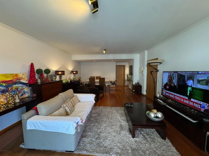 Apartamento T3 para Venda em São Martinho Foto 8