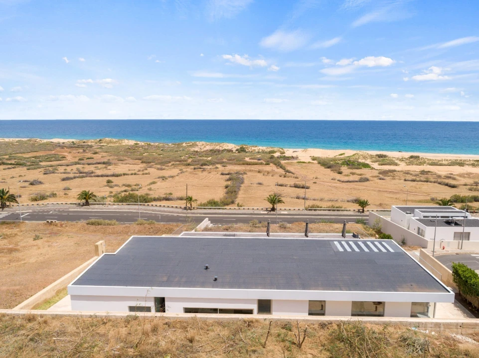 Moradia T5 para Venda em Porto Santo Foto 14