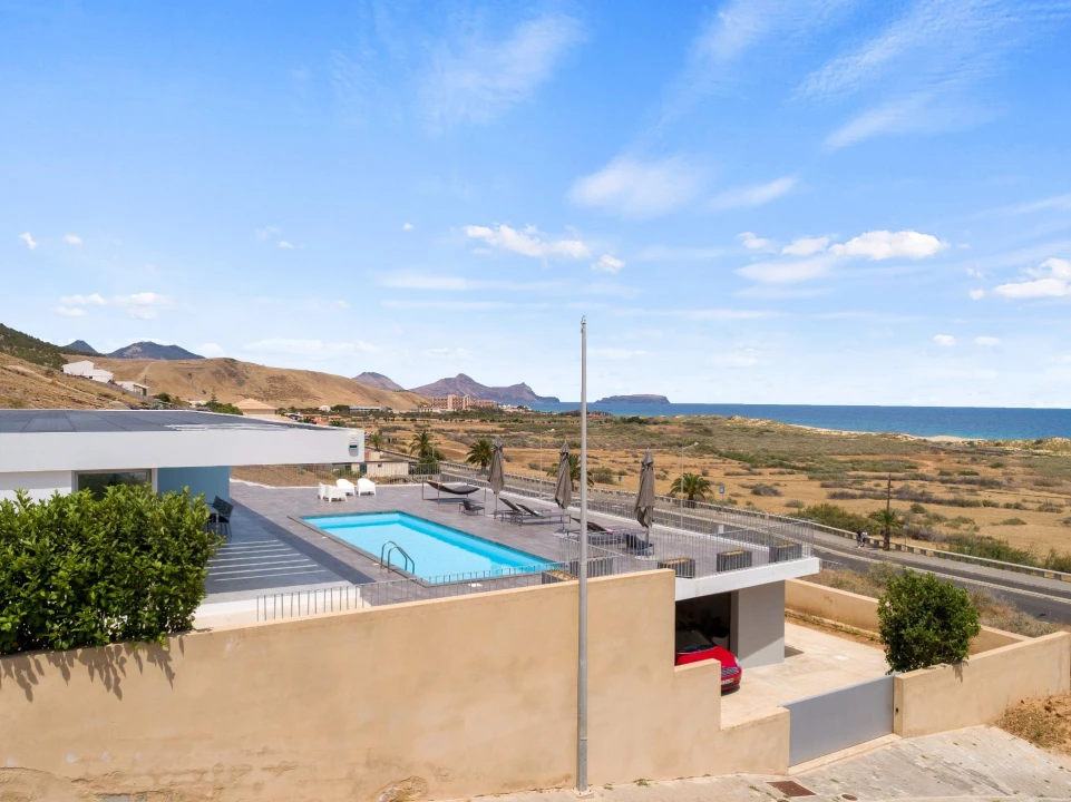 Moradia T5 para Venda em Porto Santo Foto 8