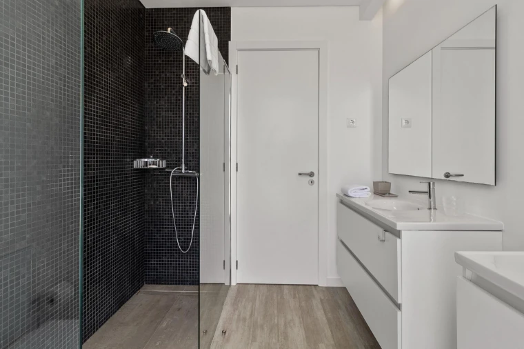 Moradia T5 para Venda em Porto Santo Foto 38