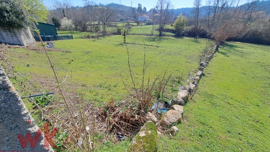 Terreno para Venda em Covas e Vila Nova de Oliveirinha Foto 12