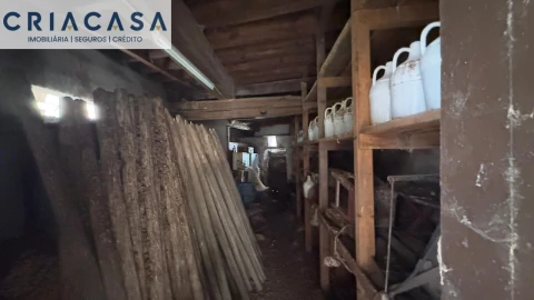 Moradia T6 para Venda em São João de Lourosa