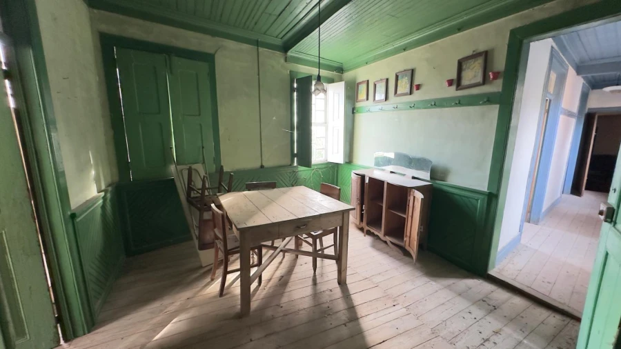 Moradia T6 para Venda em São João de Lourosa Foto 11