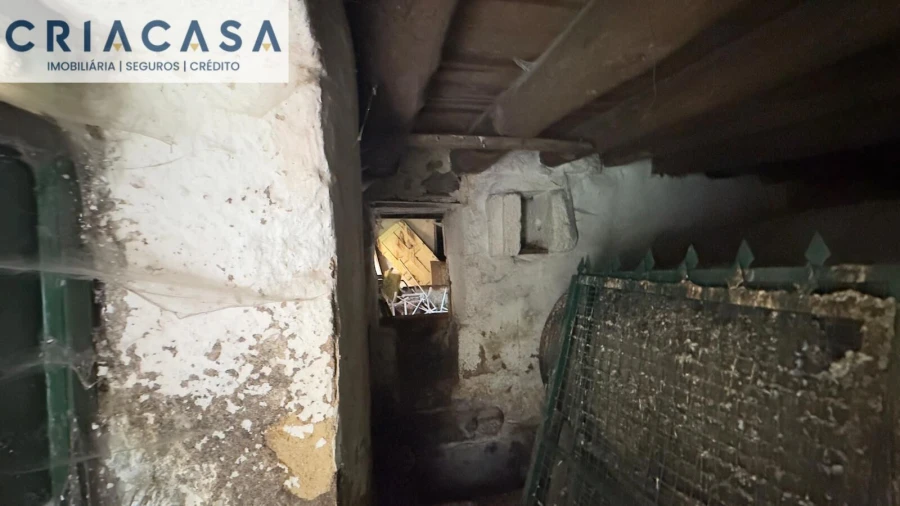 Moradia T6 para Venda em São João de Lourosa Foto 14