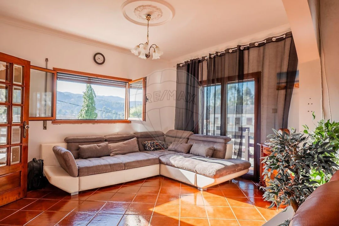 Moradia T4 para Venda em Basto (São Clemente) Foto 12