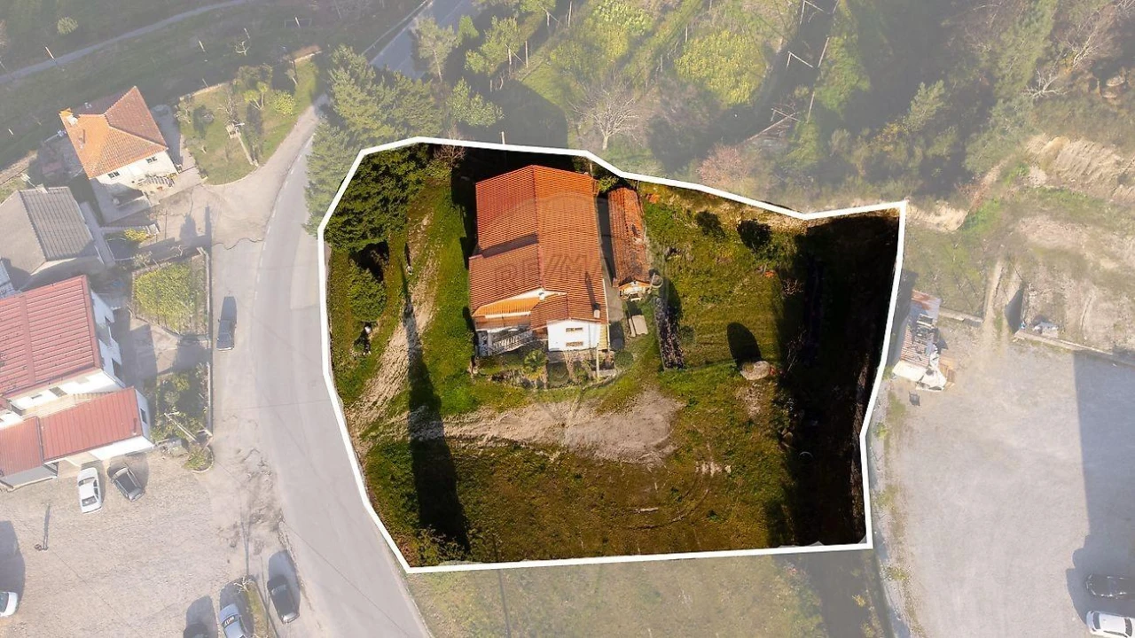 Moradia T4 para Venda em Basto (São Clemente) Foto 42