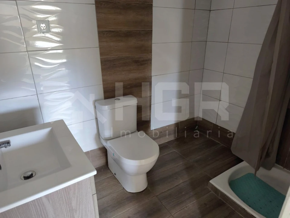 Moradia T3 para Venda em Sesimbra (Castelo) Foto 28