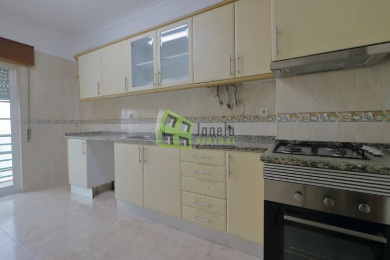Apartamento T2 para Venda em Quinta do Conde Foto 9
