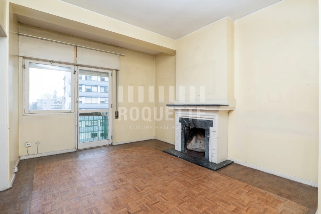 Apartamento T5 para Venda em Ramalde Foto 1