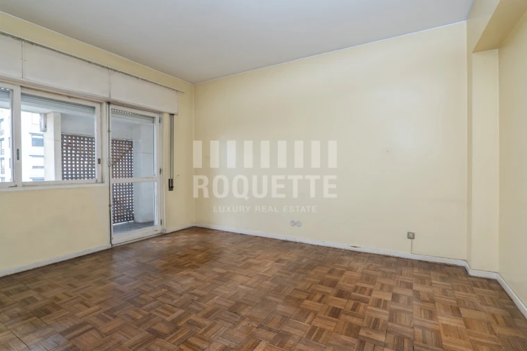 Apartamento T5 para Venda em Ramalde Foto 10