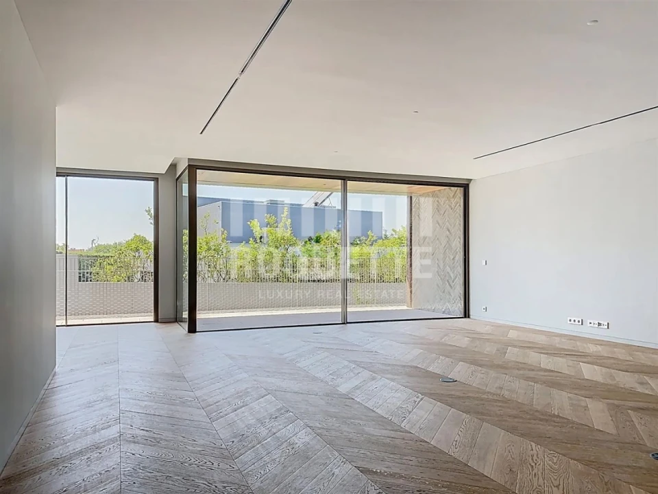 Apartamento T3 para Venda em Aldoar, Foz do Douro e Nevogilde Foto 1