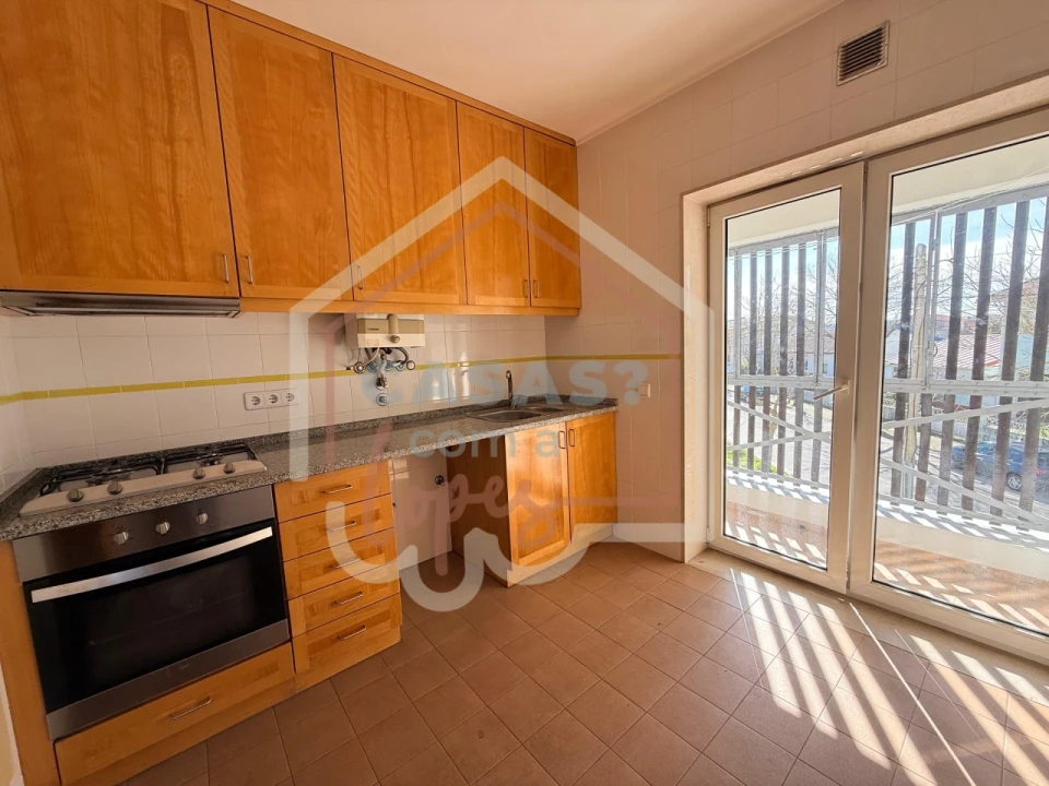 Apartamento T1 para Arrendamento em Santa Joana Foto 1