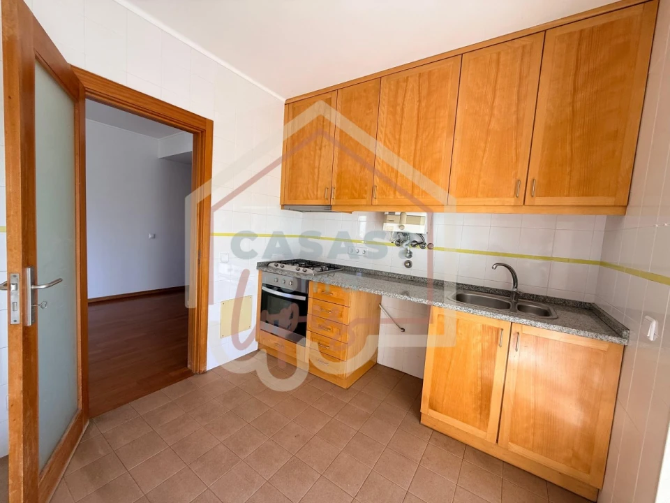 Apartamento T1 para Arrendamento em Santa Joana Foto 2