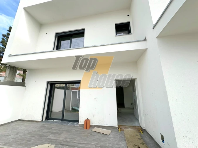 Moradia T4 para Venda em Charneca de Caparica e Sobreda Foto 23