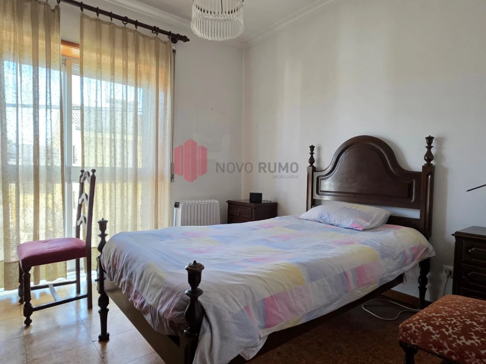 Moradia T3 para Venda em Cidade da Maia Foto 16